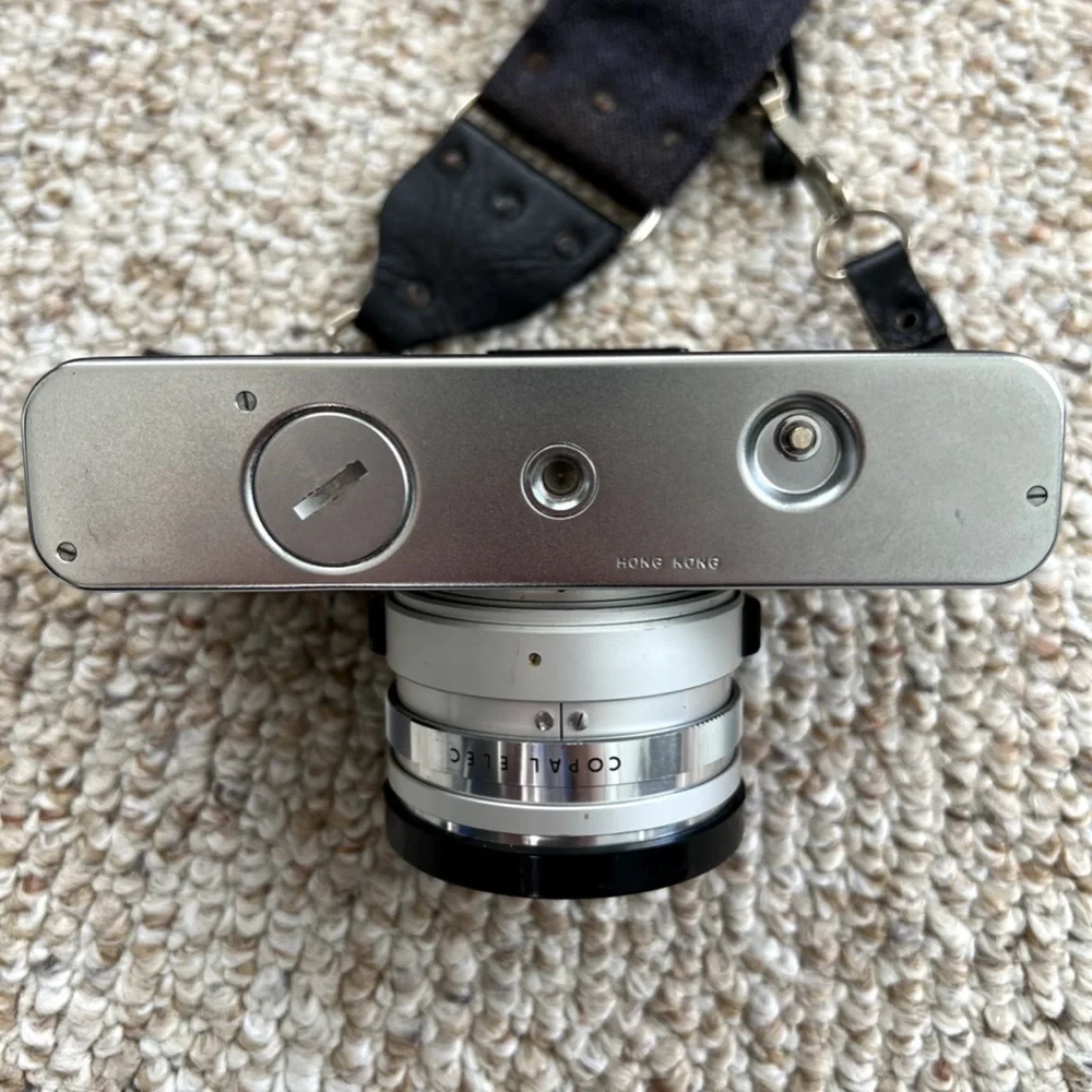 YASHICA ELECTRO 35 GSN Camera w 1:1.7 45mm Lens w/ Vivitar Auto 252 Flash & Case